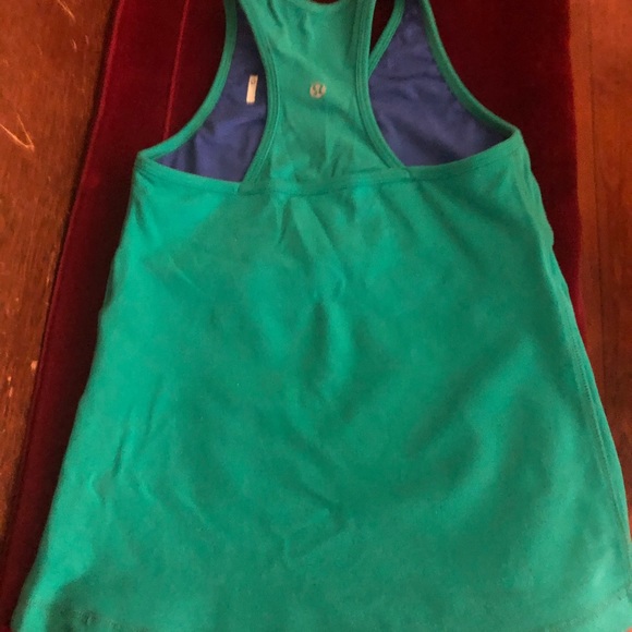 Lululemon tank (no padding) - Picture 2 of 3